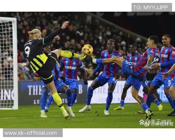 迈阿密国际首失一球门将失误送点苏里奇稳健罚入扳平比分